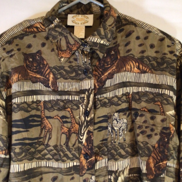 metro exspress womens button up shirt brown size Medium silk animal print safari - Picture 3 of 11
